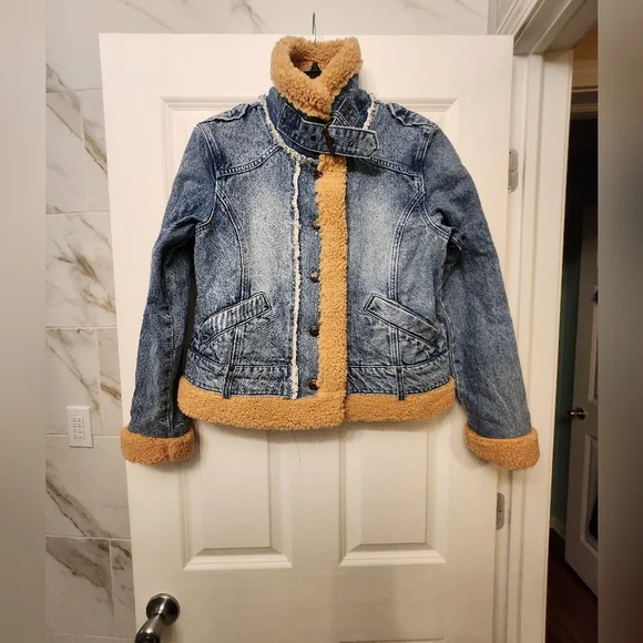 Free People Rylee Cozy Moto Sherpa Faux Fur Denim Jacket Womens - Picture 5 of 9